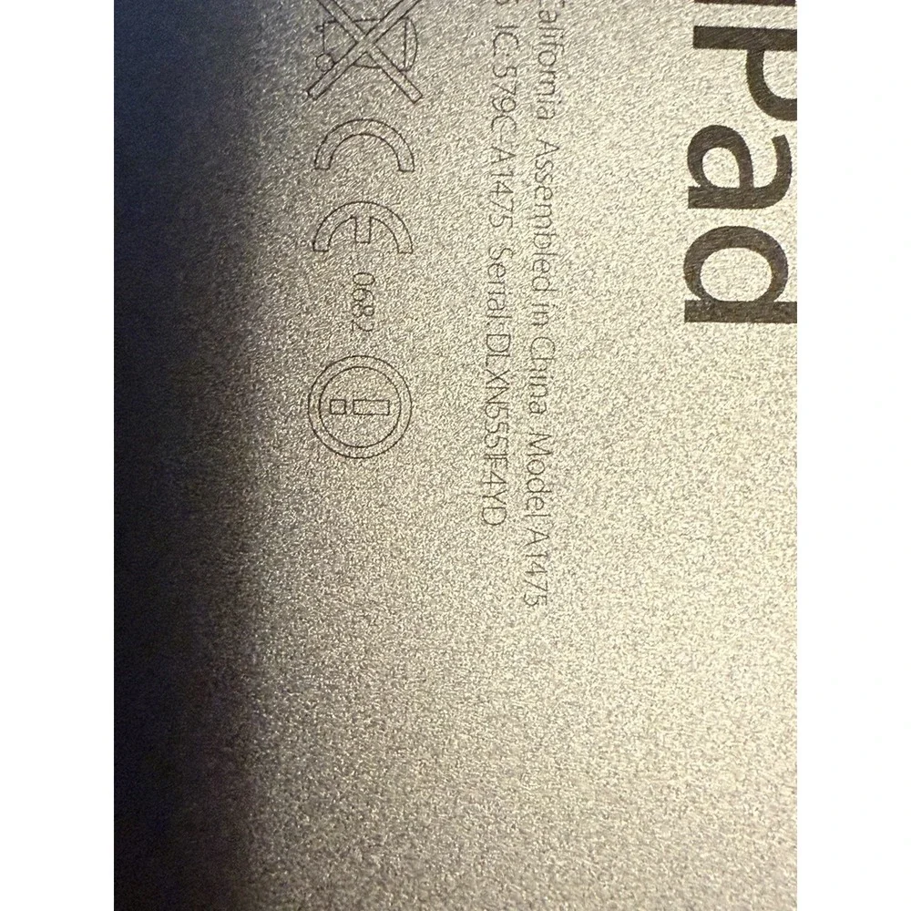 Apple iPad‎ Air 2 16GB Silver A1475 , Wi Fi ( Read Description) Bundle